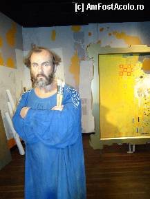 [P19] MUZEUL FIGURILOR DE CEARA Madame Tussauds -PRATER  Viena- Gustav Klimt » foto by kmy
 - 
<span class="allrVoted glyphicon glyphicon-heart hidden" id="av284266"></span>
<a class="m-l-10 hidden" id="sv284266" onclick="voting_Foto_DelVot(,284266,18456)" role="button">șterge vot <span class="glyphicon glyphicon-remove"></span></a>
<a id="v9284266" class=" c-red"  onclick="voting_Foto_SetVot(284266)" role="button"><span class="glyphicon glyphicon-heart-empty"></span> <b>LIKE</b> = Votează poza</a> <img class="hidden"  id="f284266W9" src="/imagini/loader.gif" border="0" /><span class="AjErrMes hidden" id="e284266ErM"></span>