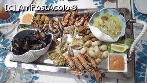 [P09] platou de fructe de mare (languste, creveti, scoici, vongole, baby calamari, baby caracatita, etc.)  » foto by eeugenus
 - 
<span class="allrVoted glyphicon glyphicon-heart hidden" id="av884903"></span>
<a class="m-l-10 hidden" id="sv884903" onclick="voting_Foto_DelVot(,884903,18876)" role="button">șterge vot <span class="glyphicon glyphicon-remove"></span></a>
<a id="v9884903" class=" c-red"  onclick="voting_Foto_SetVot(884903)" role="button"><span class="glyphicon glyphicon-heart-empty"></span> <b>LIKE</b> = Votează poza</a> <img class="hidden"  id="f884903W9" src="/imagini/loader.gif" border="0" /><span class="AjErrMes hidden" id="e884903ErM"></span>