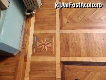 [P18] Castelul Cantacuzino - detaliu interior, parchet » foto by Paty
 - 
<span class="allrVoted glyphicon glyphicon-heart hidden" id="av376207"></span>
<a class="m-l-10 hidden" id="sv376207" onclick="voting_Foto_DelVot(,376207,18916)" role="button">șterge vot <span class="glyphicon glyphicon-remove"></span></a>
<a id="v9376207" class=" c-red"  onclick="voting_Foto_SetVot(376207)" role="button"><span class="glyphicon glyphicon-heart-empty"></span> <b>LIKE</b> = Votează poza</a> <img class="hidden"  id="f376207W9" src="/imagini/loader.gif" border="0" /><span class="AjErrMes hidden" id="e376207ErM"></span>