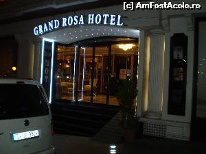 [P01] Hotelul Grand Rosa din Istanbul » foto by Mihai18
 - 
<span class="allrVoted glyphicon glyphicon-heart hidden" id="av649637"></span>
<a class="m-l-10 hidden" id="sv649637" onclick="voting_Foto_DelVot(,649637,18988)" role="button">șterge vot <span class="glyphicon glyphicon-remove"></span></a>
<a id="v9649637" class=" c-red"  onclick="voting_Foto_SetVot(649637)" role="button"><span class="glyphicon glyphicon-heart-empty"></span> <b>LIKE</b> = Votează poza</a> <img class="hidden"  id="f649637W9" src="/imagini/loader.gif" border="0" /><span class="AjErrMes hidden" id="e649637ErM"></span>