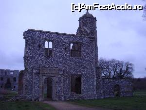 [P46] 47. Pe drumul de întoarcere, facem un scurt popas la Baconsthorpe Castle.  » foto by msnd
 - 
<span class="allrVoted glyphicon glyphicon-heart hidden" id="av687182"></span>
<a class="m-l-10 hidden" id="sv687182" onclick="voting_Foto_DelVot(,687182,19042)" role="button">șterge vot <span class="glyphicon glyphicon-remove"></span></a>
<a id="v9687182" class=" c-red"  onclick="voting_Foto_SetVot(687182)" role="button"><span class="glyphicon glyphicon-heart-empty"></span> <b>LIKE</b> = Votează poza</a> <img class="hidden"  id="f687182W9" src="/imagini/loader.gif" border="0" /><span class="AjErrMes hidden" id="e687182ErM"></span>