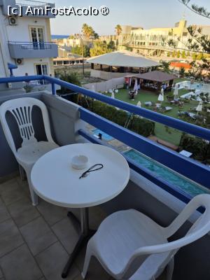 [P09] Asa arata balconul camerei 225 » foto by kandera
 - 
<span class="allrVoted glyphicon glyphicon-heart hidden" id="av1497057"></span>
<a class="m-l-10 hidden" id="sv1497057" onclick="voting_Foto_DelVot(,1497057,19587)" role="button">șterge vot <span class="glyphicon glyphicon-remove"></span></a>
<a id="v91497057" class=" c-red"  onclick="voting_Foto_SetVot(1497057)" role="button"><span class="glyphicon glyphicon-heart-empty"></span> <b>LIKE</b> = Votează poza</a> <img class="hidden"  id="f1497057W9" src="/imagini/loader.gif" border="0" /><span class="AjErrMes hidden" id="e1497057ErM"></span>