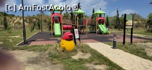 [P11] 11. Apoi trecem pe lângă un loc de joacă pentru copii. » foto by msnd
 - 
<span class="allrVoted glyphicon glyphicon-heart hidden" id="av1503769"></span>
<a class="m-l-10 hidden" id="sv1503769" onclick="voting_Foto_DelVot(,1503769,19760)" role="button">șterge vot <span class="glyphicon glyphicon-remove"></span></a>
<a id="v91503769" class=" c-red"  onclick="voting_Foto_SetVot(1503769)" role="button"><span class="glyphicon glyphicon-heart-empty"></span> <b>LIKE</b> = Votează poza</a> <img class="hidden"  id="f1503769W9" src="/imagini/loader.gif" border="0" /><span class="AjErrMes hidden" id="e1503769ErM"></span>