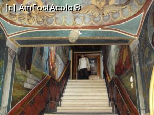 [P23] Scara care urcă la capelă folosită de călugări în timpul regimului comunist.  » foto by Carmen Ion
 - 
<span class="allrVoted glyphicon glyphicon-heart hidden" id="av741491"></span>
<a class="m-l-10 hidden" id="sv741491" onclick="voting_Foto_DelVot(,741491,19771)" role="button">șterge vot <span class="glyphicon glyphicon-remove"></span></a>
<a id="v9741491" class=" c-red"  onclick="voting_Foto_SetVot(741491)" role="button"><span class="glyphicon glyphicon-heart-empty"></span> <b>LIKE</b> = Votează poza</a> <img class="hidden"  id="f741491W9" src="/imagini/loader.gif" border="0" /><span class="AjErrMes hidden" id="e741491ErM"></span>