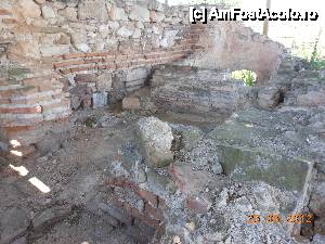P18 [MAY-2013] Halmyris - Rămăşiţele termelor romane cu apă caldă şi rece. 