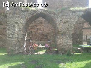 [P09] Cetatea Slimnic - carul cu ghivecele de flori » foto by costy69*
 - 
<span class="allrVoted glyphicon glyphicon-heart hidden" id="av745981"></span>
<a class="m-l-10 hidden" id="sv745981" onclick="voting_Foto_DelVot(,745981,19908)" role="button">șterge vot <span class="glyphicon glyphicon-remove"></span></a>
<a id="v9745981" class=" c-red"  onclick="voting_Foto_SetVot(745981)" role="button"><span class="glyphicon glyphicon-heart-empty"></span> <b>LIKE</b> = Votează poza</a> <img class="hidden"  id="f745981W9" src="/imagini/loader.gif" border="0" /><span class="AjErrMes hidden" id="e745981ErM"></span>