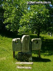 [P05] Jud. Buzau, Tabara de sculptura de la Magura,Gh. Coman - Piatra de Izvor » foto by magdalena
 - 
<span class="allrVoted glyphicon glyphicon-heart hidden" id="av252482"></span>
<a class="m-l-10 hidden" id="sv252482" onclick="voting_Foto_DelVot(,252482,19973)" role="button">șterge vot <span class="glyphicon glyphicon-remove"></span></a>
<a id="v9252482" class=" c-red"  onclick="voting_Foto_SetVot(252482)" role="button"><span class="glyphicon glyphicon-heart-empty"></span> <b>LIKE</b> = Votează poza</a> <img class="hidden"  id="f252482W9" src="/imagini/loader.gif" border="0" /><span class="AjErrMes hidden" id="e252482ErM"></span>