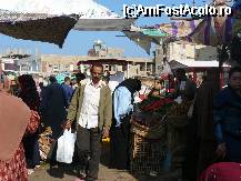 P03 [NOV-2010] Aglomeratia din piata de legume & fructe - orasul vechi