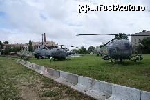 [P11] În prim-plan, elicopterul IAR-316, construit la Braşov, după licenţă Aerospatiale Alouette III. » foto by Costi
 - 
<span class="allrVoted glyphicon glyphicon-heart hidden" id="av98500"></span>
<a class="m-l-10 hidden" id="sv98500" onclick="voting_Foto_DelVot(,98500,20314)" role="button">șterge vot <span class="glyphicon glyphicon-remove"></span></a>
<a id="v998500" class=" c-red"  onclick="voting_Foto_SetVot(98500)" role="button"><span class="glyphicon glyphicon-heart-empty"></span> <b>LIKE</b> = Votează poza</a> <img class="hidden"  id="f98500W9" src="/imagini/loader.gif" border="0" /><span class="AjErrMes hidden" id="e98500ErM"></span>