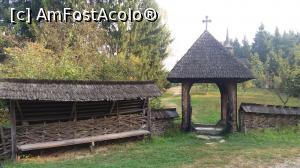 [P07] Muzeul Satului Maramureșean - poarta spre biserica satului » foto by costy69*
 - 
<span class="allrVoted glyphicon glyphicon-heart hidden" id="av818346"></span>
<a class="m-l-10 hidden" id="sv818346" onclick="voting_Foto_DelVot(,818346,20342)" role="button">șterge vot <span class="glyphicon glyphicon-remove"></span></a>
<a id="v9818346" class=" c-red"  onclick="voting_Foto_SetVot(818346)" role="button"><span class="glyphicon glyphicon-heart-empty"></span> <b>LIKE</b> = Votează poza</a> <img class="hidden"  id="f818346W9" src="/imagini/loader.gif" border="0" /><span class="AjErrMes hidden" id="e818346ErM"></span>