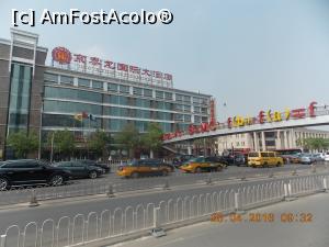 [P15] Beijing, Jingtailong International Hotel, se observă pasajul de trecere de la ieșirea din metrou la hotel » foto by mprofeanu
 - 
<span class="allrVoted glyphicon glyphicon-heart hidden" id="av771741"></span>
<a class="m-l-10 hidden" id="sv771741" onclick="voting_Foto_DelVot(,771741,20695)" role="button">șterge vot <span class="glyphicon glyphicon-remove"></span></a>
<a id="v9771741" class=" c-red"  onclick="voting_Foto_SetVot(771741)" role="button"><span class="glyphicon glyphicon-heart-empty"></span> <b>LIKE</b> = Votează poza</a> <img class="hidden"  id="f771741W9" src="/imagini/loader.gif" border="0" /><span class="AjErrMes hidden" id="e771741ErM"></span>