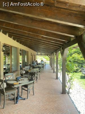 [P14] Gradina Snagov. Terasa restaurantului. » foto by Floria
 - 
<span class="allrVoted glyphicon glyphicon-heart hidden" id="av1483443"></span>
<a class="m-l-10 hidden" id="sv1483443" onclick="voting_Foto_DelVot(,1483443,20727)" role="button">șterge vot <span class="glyphicon glyphicon-remove"></span></a>
<a id="v91483443" class=" c-red"  onclick="voting_Foto_SetVot(1483443)" role="button"><span class="glyphicon glyphicon-heart-empty"></span> <b>LIKE</b> = Votează poza</a> <img class="hidden"  id="f1483443W9" src="/imagini/loader.gif" border="0" /><span class="AjErrMes hidden" id="e1483443ErM"></span>
