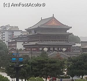 [P35] Drum tower vazut din Bell Tower » foto by geani anto
 - 
<span class="allrVoted glyphicon glyphicon-heart hidden" id="av1497576"></span>
<a class="m-l-10 hidden" id="sv1497576" onclick="voting_Foto_DelVot(,1497576,20766)" role="button">șterge vot <span class="glyphicon glyphicon-remove"></span></a>
<a id="v91497576" class=" c-red"  onclick="voting_Foto_SetVot(1497576)" role="button"><span class="glyphicon glyphicon-heart-empty"></span> <b>LIKE</b> = Votează poza</a> <img class="hidden"  id="f1497576W9" src="/imagini/loader.gif" border="0" /><span class="AjErrMes hidden" id="e1497576ErM"></span>
