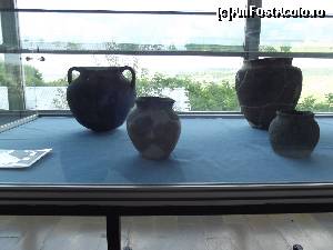 [P40] Alte vase din cetatea Tropaeum Traiani » foto by irinad
 - 
<span class="allrVoted glyphicon glyphicon-heart hidden" id="av655808"></span>
<a class="m-l-10 hidden" id="sv655808" onclick="voting_Foto_DelVot(,655808,20825)" role="button">șterge vot <span class="glyphicon glyphicon-remove"></span></a>
<a id="v9655808" class=" c-red"  onclick="voting_Foto_SetVot(655808)" role="button"><span class="glyphicon glyphicon-heart-empty"></span> <b>LIKE</b> = Votează poza</a> <img class="hidden"  id="f655808W9" src="/imagini/loader.gif" border="0" /><span class="AjErrMes hidden" id="e655808ErM"></span>