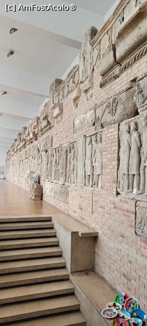 [P15] Scară spre parter (alături există și o ramă abruptă). » foto by tata123 🔱
 - 
<span class="allrVoted glyphicon glyphicon-heart hidden" id="av1522982"></span>
<a class="m-l-10 hidden" id="sv1522982" onclick="voting_Foto_DelVot(,1522982,20825)" role="button">șterge vot <span class="glyphicon glyphicon-remove"></span></a>
<a id="v91522982" class=" c-red"  onclick="voting_Foto_SetVot(1522982)" role="button"><span class="glyphicon glyphicon-heart-empty"></span> <b>LIKE</b> = Votează poza</a> <img class="hidden"  id="f1522982W9" src="/imagini/loader.gif" border="0" /><span class="AjErrMes hidden" id="e1522982ErM"></span>