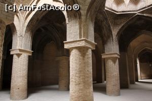 [P71] Isfahan Moscheea Centrală (Vineri), interior, luminată natural » foto by mprofeanu
 - 
<span class="allrVoted glyphicon glyphicon-heart hidden" id="av852257"></span>
<a class="m-l-10 hidden" id="sv852257" onclick="voting_Foto_DelVot(,852257,20993)" role="button">șterge vot <span class="glyphicon glyphicon-remove"></span></a>
<a id="v9852257" class=" c-red"  onclick="voting_Foto_SetVot(852257)" role="button"><span class="glyphicon glyphicon-heart-empty"></span> <b>LIKE</b> = Votează poza</a> <img class="hidden"  id="f852257W9" src="/imagini/loader.gif" border="0" /><span class="AjErrMes hidden" id="e852257ErM"></span>
