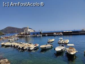 [P35] La pas prin Insula Lipari; vedere spre port de lângă biserică » foto by crismis
 - 
<span class="allrVoted glyphicon glyphicon-heart hidden" id="av1498764"></span>
<a class="m-l-10 hidden" id="sv1498764" onclick="voting_Foto_DelVot(,1498764,21065)" role="button">șterge vot <span class="glyphicon glyphicon-remove"></span></a>
<a id="v91498764" class=" c-red"  onclick="voting_Foto_SetVot(1498764)" role="button"><span class="glyphicon glyphicon-heart-empty"></span> <b>LIKE</b> = Votează poza</a> <img class="hidden"  id="f1498764W9" src="/imagini/loader.gif" border="0" /><span class="AjErrMes hidden" id="e1498764ErM"></span>