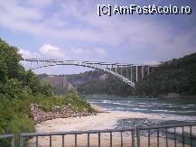 [P05] podul care face legatura intre Canada si SUA » foto by newcata2989*
 - 
<span class="allrVoted glyphicon glyphicon-heart hidden" id="av103994"></span>
<a class="m-l-10 hidden" id="sv103994" onclick="voting_Foto_DelVot(,103994,21215)" role="button">șterge vot <span class="glyphicon glyphicon-remove"></span></a>
<a id="v9103994" class=" c-red"  onclick="voting_Foto_SetVot(103994)" role="button"><span class="glyphicon glyphicon-heart-empty"></span> <b>LIKE</b> = Votează poza</a> <img class="hidden"  id="f103994W9" src="/imagini/loader.gif" border="0" /><span class="AjErrMes hidden" id="e103994ErM"></span>