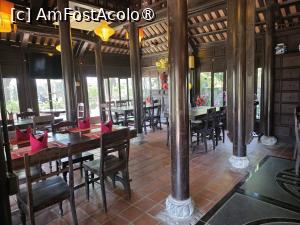 [P16] Spatel d’Annam Hotel; interior cafenea » foto by crismis
 - 
<span class="allrVoted glyphicon glyphicon-heart hidden" id="av1544583"></span>
<a class="m-l-10 hidden" id="sv1544583" onclick="voting_Foto_DelVot(,1544583,21235)" role="button">șterge vot <span class="glyphicon glyphicon-remove"></span></a>
<a id="v91544583" class=" c-red"  onclick="voting_Foto_SetVot(1544583)" role="button"><span class="glyphicon glyphicon-heart-empty"></span> <b>LIKE</b> = Votează poza</a> <img class="hidden"  id="f1544583W9" src="/imagini/loader.gif" border="0" /><span class="AjErrMes hidden" id="e1544583ErM"></span>