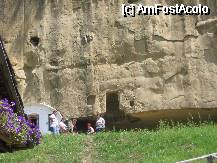 [P03] manastirea Corbii de Piatra care spre deosebire de Namaiesti este integral facuta in stanca si in interior picturile se degradeaza treptat din cauza faptului ca suntpictate direct pe stanca » foto by aalinutza18
 - 
<span class="allrVoted glyphicon glyphicon-heart hidden" id="av62369"></span>
<a class="m-l-10 hidden" id="sv62369" onclick="voting_Foto_DelVot(,62369,21248)" role="button">șterge vot <span class="glyphicon glyphicon-remove"></span></a>
<a id="v962369" class=" c-red"  onclick="voting_Foto_SetVot(62369)" role="button"><span class="glyphicon glyphicon-heart-empty"></span> <b>LIKE</b> = Votează poza</a> <img class="hidden"  id="f62369W9" src="/imagini/loader.gif" border="0" /><span class="AjErrMes hidden" id="e62369ErM"></span>