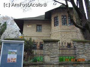 [P49] Suceava, muzeul etnografic Hanul Domnesc » foto by Yolanda
 - 
<span class="allrVoted glyphicon glyphicon-heart hidden" id="av1480911"></span>
<a class="m-l-10 hidden" id="sv1480911" onclick="voting_Foto_DelVot(,1480911,21314)" role="button">șterge vot <span class="glyphicon glyphicon-remove"></span></a>
<a id="v91480911" class=" c-red"  onclick="voting_Foto_SetVot(1480911)" role="button"><span class="glyphicon glyphicon-heart-empty"></span> <b>LIKE</b> = Votează poza</a> <img class="hidden"  id="f1480911W9" src="/imagini/loader.gif" border="0" /><span class="AjErrMes hidden" id="e1480911ErM"></span>