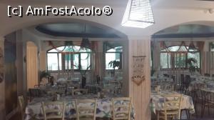 [P27] Interior restaurant » foto by fregata
 - 
<span class="allrVoted glyphicon glyphicon-heart hidden" id="av1145423"></span>
<a class="m-l-10 hidden" id="sv1145423" onclick="voting_Foto_DelVot(,1145423,21391)" role="button">șterge vot <span class="glyphicon glyphicon-remove"></span></a>
<a id="v91145423" class=" c-red"  onclick="voting_Foto_SetVot(1145423)" role="button"><span class="glyphicon glyphicon-heart-empty"></span> <b>LIKE</b> = Votează poza</a> <img class="hidden"  id="f1145423W9" src="/imagini/loader.gif" border="0" /><span class="AjErrMes hidden" id="e1145423ErM"></span>