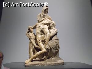 [P18] „Pieta Bandini”, unde Isus are mâna răsucită, precum pruncul din „Madona della Scala”. Museo del Opera del Duomo Florența. » foto by mihaelavoicu
 - 
<span class="allrVoted glyphicon glyphicon-heart hidden" id="av1179473"></span>
<a class="m-l-10 hidden" id="sv1179473" onclick="voting_Foto_DelVot(,1179473,21403)" role="button">șterge vot <span class="glyphicon glyphicon-remove"></span></a>
<a id="v91179473" class=" c-red"  onclick="voting_Foto_SetVot(1179473)" role="button"><span class="glyphicon glyphicon-heart-empty"></span> <b>LIKE</b> = Votează poza</a> <img class="hidden"  id="f1179473W9" src="/imagini/loader.gif" border="0" /><span class="AjErrMes hidden" id="e1179473ErM"></span>