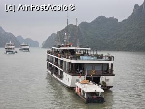[P24] Ha Long Bay » foto by crismis
 - 
<span class="allrVoted glyphicon glyphicon-heart hidden" id="av1548390"></span>
<a class="m-l-10 hidden" id="sv1548390" onclick="voting_Foto_DelVot(,1548390,21495)" role="button">șterge vot <span class="glyphicon glyphicon-remove"></span></a>
<a id="v91548390" class=" c-red"  onclick="voting_Foto_SetVot(1548390)" role="button"><span class="glyphicon glyphicon-heart-empty"></span> <b>LIKE</b> = Votează poza</a> <img class="hidden"  id="f1548390W9" src="/imagini/loader.gif" border="0" /><span class="AjErrMes hidden" id="e1548390ErM"></span>