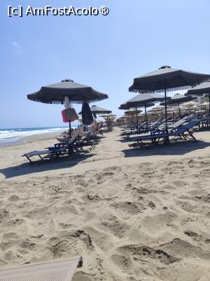 [P11] Plaja aflata la intrarea in Rethimno » foto by ilee
 - 
<span class="allrVoted glyphicon glyphicon-heart hidden" id="av1535871"></span>
<a class="m-l-10 hidden" id="sv1535871" onclick="voting_Foto_DelVot(,1535871,21565)" role="button">șterge vot <span class="glyphicon glyphicon-remove"></span></a>
<a id="v91535871" class=" c-red"  onclick="voting_Foto_SetVot(1535871)" role="button"><span class="glyphicon glyphicon-heart-empty"></span> <b>LIKE</b> = Votează poza</a> <img class="hidden"  id="f1535871W9" src="/imagini/loader.gif" border="0" /><span class="AjErrMes hidden" id="e1535871ErM"></span>