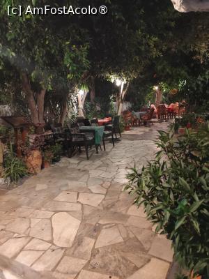 [P02] O taverna din Adelianos Kampos » foto by ilee
 - 
<span class="allrVoted glyphicon glyphicon-heart hidden" id="av1535862"></span>
<a class="m-l-10 hidden" id="sv1535862" onclick="voting_Foto_DelVot(,1535862,21565)" role="button">șterge vot <span class="glyphicon glyphicon-remove"></span></a>
<a id="v91535862" class=" c-red"  onclick="voting_Foto_SetVot(1535862)" role="button"><span class="glyphicon glyphicon-heart-empty"></span> <b>LIKE</b> = Votează poza</a> <img class="hidden"  id="f1535862W9" src="/imagini/loader.gif" border="0" /><span class="AjErrMes hidden" id="e1535862ErM"></span>
