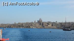 P10 [FEB-2016] Valletta, cu Biserica Carmelitelor, văzută de pe feribot, în apropiere de debarcaderul din Sliema