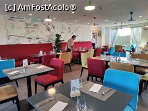 [P27] Ibis Styles Bucharest Airport; restaurant Radar » foto by crismis
 - 
<span class="allrVoted glyphicon glyphicon-heart hidden" id="av1493569"></span>
<a class="m-l-10 hidden" id="sv1493569" onclick="voting_Foto_DelVot(,1493569,21873)" role="button">șterge vot <span class="glyphicon glyphicon-remove"></span></a>
<a id="v91493569" class=" c-red"  onclick="voting_Foto_SetVot(1493569)" role="button"><span class="glyphicon glyphicon-heart-empty"></span> <b>LIKE</b> = Votează poza</a> <img class="hidden"  id="f1493569W9" src="/imagini/loader.gif" border="0" /><span class="AjErrMes hidden" id="e1493569ErM"></span>