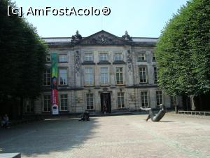 P02 [AUG-2016] Palatul /muzeu al Brabantului de nord -are un pavilion permanent cu Van Gogh și un colt cu H. Bosch. 