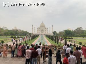 [P20] Taj Mahal,vedere spre mauzoleu » foto by AZE
 - 
<span class="allrVoted glyphicon glyphicon-heart hidden" id="av1434148"></span>
<a class="m-l-10 hidden" id="sv1434148" onclick="voting_Foto_DelVot(,1434148,22287)" role="button">șterge vot <span class="glyphicon glyphicon-remove"></span></a>
<a id="v91434148" class=" c-red"  onclick="voting_Foto_SetVot(1434148)" role="button"><span class="glyphicon glyphicon-heart-empty"></span> <b>LIKE</b> = Votează poza</a> <img class="hidden"  id="f1434148W9" src="/imagini/loader.gif" border="0" /><span class="AjErrMes hidden" id="e1434148ErM"></span>