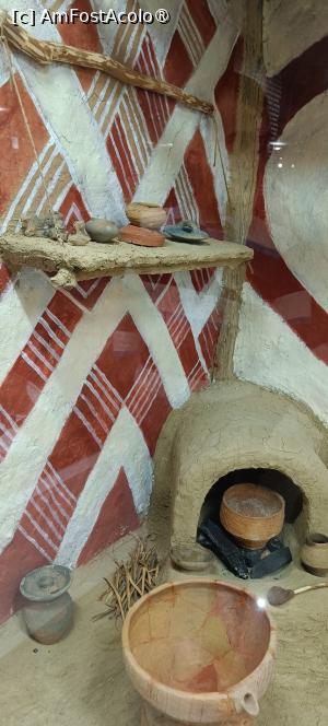 [P12] Locuință gumelnițeană - reconstituire (II). » foto by tata123 🔱
 - 
<span class="allrVoted glyphicon glyphicon-heart hidden" id="av1525608"></span>
<a class="m-l-10 hidden" id="sv1525608" onclick="voting_Foto_DelVot(,1525608,22428)" role="button">șterge vot <span class="glyphicon glyphicon-remove"></span></a>
<a id="v91525608" class=" c-red"  onclick="voting_Foto_SetVot(1525608)" role="button"><span class="glyphicon glyphicon-heart-empty"></span> <b>LIKE</b> = Votează poza</a> <img class="hidden"  id="f1525608W9" src="/imagini/loader.gif" border="0" /><span class="AjErrMes hidden" id="e1525608ErM"></span>