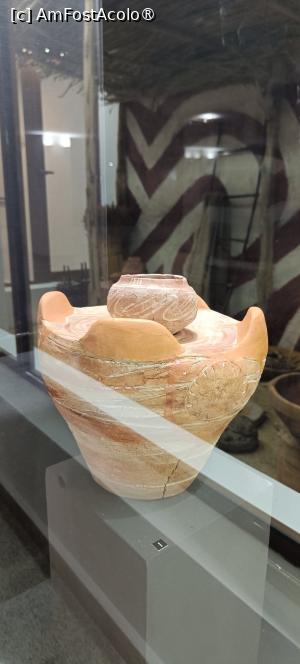 [P13] Un vas deosebit. » foto by tata123 🔱
 - 
<span class="allrVoted glyphicon glyphicon-heart hidden" id="av1525609"></span>
<a class="m-l-10 hidden" id="sv1525609" onclick="voting_Foto_DelVot(,1525609,22428)" role="button">șterge vot <span class="glyphicon glyphicon-remove"></span></a>
<a id="v91525609" class=" c-red"  onclick="voting_Foto_SetVot(1525609)" role="button"><span class="glyphicon glyphicon-heart-empty"></span> <b>LIKE</b> = Votează poza</a> <img class="hidden"  id="f1525609W9" src="/imagini/loader.gif" border="0" /><span class="AjErrMes hidden" id="e1525609ErM"></span>