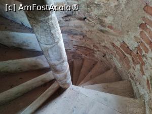 [P19] Castelul Bethlen Criș, donjon » foto by crismis
 - 
<span class="allrVoted glyphicon glyphicon-heart hidden" id="av1479689"></span>
<a class="m-l-10 hidden" id="sv1479689" onclick="voting_Foto_DelVot(,1479689,22719)" role="button">șterge vot <span class="glyphicon glyphicon-remove"></span></a>
<a id="v91479689" class=" c-red"  onclick="voting_Foto_SetVot(1479689)" role="button"><span class="glyphicon glyphicon-heart-empty"></span> <b>LIKE</b> = Votează poza</a> <img class="hidden"  id="f1479689W9" src="/imagini/loader.gif" border="0" /><span class="AjErrMes hidden" id="e1479689ErM"></span>