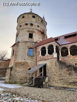 [P20] Castelul Bethlen Criș, donjon » foto by crismis
 - 
<span class="allrVoted glyphicon glyphicon-heart hidden" id="av1479690"></span>
<a class="m-l-10 hidden" id="sv1479690" onclick="voting_Foto_DelVot(,1479690,22719)" role="button">șterge vot <span class="glyphicon glyphicon-remove"></span></a>
<a id="v91479690" class=" c-red"  onclick="voting_Foto_SetVot(1479690)" role="button"><span class="glyphicon glyphicon-heart-empty"></span> <b>LIKE</b> = Votează poza</a> <img class="hidden"  id="f1479690W9" src="/imagini/loader.gif" border="0" /><span class="AjErrMes hidden" id="e1479690ErM"></span>