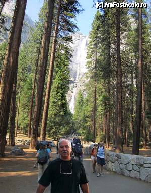 [P08] California de Nord, Parcul Național Yosemite, Cascada Yosemite în fundal.  » foto by Dan-Ioan
 - 
<span class="allrVoted glyphicon glyphicon-heart hidden" id="av689366"></span>
<a class="m-l-10 hidden" id="sv689366" onclick="voting_Foto_DelVot(,689366,22851)" role="button">șterge vot <span class="glyphicon glyphicon-remove"></span></a>
<a id="v9689366" class=" c-red"  onclick="voting_Foto_SetVot(689366)" role="button"><span class="glyphicon glyphicon-heart-empty"></span> <b>LIKE</b> = Votează poza</a> <img class="hidden"  id="f689366W9" src="/imagini/loader.gif" border="0" /><span class="AjErrMes hidden" id="e689366ErM"></span>