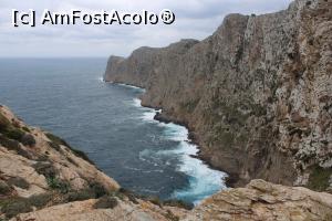 [P46] Mallorca, Farul de la Cap de Formentor văzut de pe drum de la un mirador aflat chiar în locul unde era barieră, cu 3 km înainte de Far.... » foto by mprofeanu
 - 
<span class="allrVoted glyphicon glyphicon-heart hidden" id="av1316240"></span>
<a class="m-l-10 hidden" id="sv1316240" onclick="voting_Foto_DelVot(,1316240,23018)" role="button">șterge vot <span class="glyphicon glyphicon-remove"></span></a>
<a id="v91316240" class=" c-red"  onclick="voting_Foto_SetVot(1316240)" role="button"><span class="glyphicon glyphicon-heart-empty"></span> <b>LIKE</b> = Votează poza</a> <img class="hidden"  id="f1316240W9" src="/imagini/loader.gif" border="0" /><span class="AjErrMes hidden" id="e1316240ErM"></span>