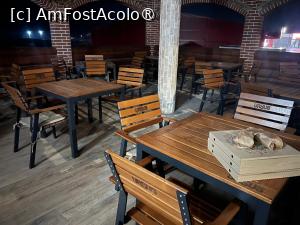 [P14] Pizza Colosseum, Moldovița
terasa » foto by Andrei16
 - 
<span class="allrVoted glyphicon glyphicon-heart hidden" id="av1481707"></span>
<a class="m-l-10 hidden" id="sv1481707" onclick="voting_Foto_DelVot(,1481707,23128)" role="button">șterge vot <span class="glyphicon glyphicon-remove"></span></a>
<a id="v91481707" class=" c-red"  onclick="voting_Foto_SetVot(1481707)" role="button"><span class="glyphicon glyphicon-heart-empty"></span> <b>LIKE</b> = Votează poza</a> <img class="hidden"  id="f1481707W9" src="/imagini/loader.gif" border="0" /><span class="AjErrMes hidden" id="e1481707ErM"></span>