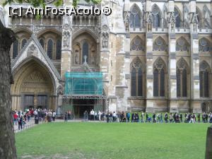 [P01] Intrarea în Westminster Abbey, Londra » foto by mihaelavoicu
 - 
<span class="allrVoted glyphicon glyphicon-heart hidden" id="av974526"></span>
<a class="m-l-10 hidden" id="sv974526" onclick="voting_Foto_DelVot(,974526,23141)" role="button">șterge vot <span class="glyphicon glyphicon-remove"></span></a>
<a id="v9974526" class=" c-red"  onclick="voting_Foto_SetVot(974526)" role="button"><span class="glyphicon glyphicon-heart-empty"></span> <b>LIKE</b> = Votează poza</a> <img class="hidden"  id="f974526W9" src="/imagini/loader.gif" border="0" /><span class="AjErrMes hidden" id="e974526ErM"></span>