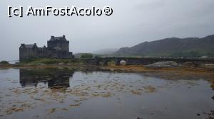 P24 [AUG-2017] Eilean Donan Castle - prima imagine din parcare. 