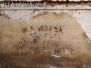 [P07] Inscripție pe un perete. » foto by tata123 🔱
 - 
<span class="allrVoted glyphicon glyphicon-heart hidden" id="av1545229"></span>
<a class="m-l-10 hidden" id="sv1545229" onclick="voting_Foto_DelVot(,1545229,23340)" role="button">șterge vot <span class="glyphicon glyphicon-remove"></span></a>
<a id="v91545229" class=" c-red"  onclick="voting_Foto_SetVot(1545229)" role="button"><span class="glyphicon glyphicon-heart-empty"></span> <b>LIKE</b> = Votează poza</a> <img class="hidden"  id="f1545229W9" src="/imagini/loader.gif" border="0" /><span class="AjErrMes hidden" id="e1545229ErM"></span>