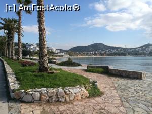 [P07] Vouliagmeni » foto by crismis
 - 
<span class="allrVoted glyphicon glyphicon-heart hidden" id="av952541"></span>
<a class="m-l-10 hidden" id="sv952541" onclick="voting_Foto_DelVot(,952541,23346)" role="button">șterge vot <span class="glyphicon glyphicon-remove"></span></a>
<a id="v9952541" class=" c-red"  onclick="voting_Foto_SetVot(952541)" role="button"><span class="glyphicon glyphicon-heart-empty"></span> <b>LIKE</b> = Votează poza</a> <img class="hidden"  id="f952541W9" src="/imagini/loader.gif" border="0" /><span class="AjErrMes hidden" id="e952541ErM"></span>