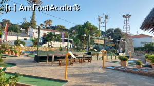 [P17] Terenul de minigolf din fața hotelului » foto by Carmen Ion
 - 
<span class="allrVoted glyphicon glyphicon-heart hidden" id="av1449693"></span>
<a class="m-l-10 hidden" id="sv1449693" onclick="voting_Foto_DelVot(,1449693,23643)" role="button">șterge vot <span class="glyphicon glyphicon-remove"></span></a>
<a id="v91449693" class=" c-red"  onclick="voting_Foto_SetVot(1449693)" role="button"><span class="glyphicon glyphicon-heart-empty"></span> <b>LIKE</b> = Votează poza</a> <img class="hidden"  id="f1449693W9" src="/imagini/loader.gif" border="0" /><span class="AjErrMes hidden" id="e1449693ErM"></span>