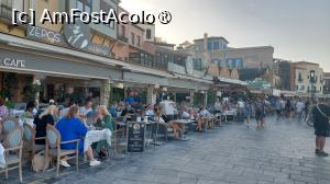 [P05] Baruri, taverne și cafenele în portul vechi din Chania » foto by Carmen Ion
 - 
<span class="allrVoted glyphicon glyphicon-heart hidden" id="av1449681"></span>
<a class="m-l-10 hidden" id="sv1449681" onclick="voting_Foto_DelVot(,1449681,23643)" role="button">șterge vot <span class="glyphicon glyphicon-remove"></span></a>
<a id="v91449681" class=" c-red"  onclick="voting_Foto_SetVot(1449681)" role="button"><span class="glyphicon glyphicon-heart-empty"></span> <b>LIKE</b> = Votează poza</a> <img class="hidden"  id="f1449681W9" src="/imagini/loader.gif" border="0" /><span class="AjErrMes hidden" id="e1449681ErM"></span>