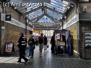[P03] Greenwich Market » foto by Mika
 - 
<span class="allrVoted glyphicon glyphicon-heart hidden" id="av1492088"></span>
<a class="m-l-10 hidden" id="sv1492088" onclick="voting_Foto_DelVot(,1492088,23850)" role="button">șterge vot <span class="glyphicon glyphicon-remove"></span></a>
<a id="v91492088" class=" c-red"  onclick="voting_Foto_SetVot(1492088)" role="button"><span class="glyphicon glyphicon-heart-empty"></span> <b>LIKE</b> = Votează poza</a> <img class="hidden"  id="f1492088W9" src="/imagini/loader.gif" border="0" /><span class="AjErrMes hidden" id="e1492088ErM"></span>