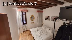[P05] Camera matrimoniala a apartamentului » foto by vlado2
 - 
<span class="allrVoted glyphicon glyphicon-heart hidden" id="av1527395"></span>
<a class="m-l-10 hidden" id="sv1527395" onclick="voting_Foto_DelVot(,1527395,23911)" role="button">șterge vot <span class="glyphicon glyphicon-remove"></span></a>
<a id="v91527395" class=" c-red"  onclick="voting_Foto_SetVot(1527395)" role="button"><span class="glyphicon glyphicon-heart-empty"></span> <b>LIKE</b> = Votează poza</a> <img class="hidden"  id="f1527395W9" src="/imagini/loader.gif" border="0" /><span class="AjErrMes hidden" id="e1527395ErM"></span>
