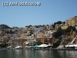 [P38] Portul din Symi cu casele sale » foto by irinad
 - 
<span class="allrVoted glyphicon glyphicon-heart hidden" id="av1000037"></span>
<a class="m-l-10 hidden" id="sv1000037" onclick="voting_Foto_DelVot(,1000037,24208)" role="button">șterge vot <span class="glyphicon glyphicon-remove"></span></a>
<a id="v91000037" class=" c-red"  onclick="voting_Foto_SetVot(1000037)" role="button"><span class="glyphicon glyphicon-heart-empty"></span> <b>LIKE</b> = Votează poza</a> <img class="hidden"  id="f1000037W9" src="/imagini/loader.gif" border="0" /><span class="AjErrMes hidden" id="e1000037ErM"></span>